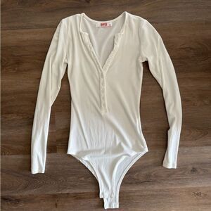 Bayse Lara White Long Sleeve Bodysuit
